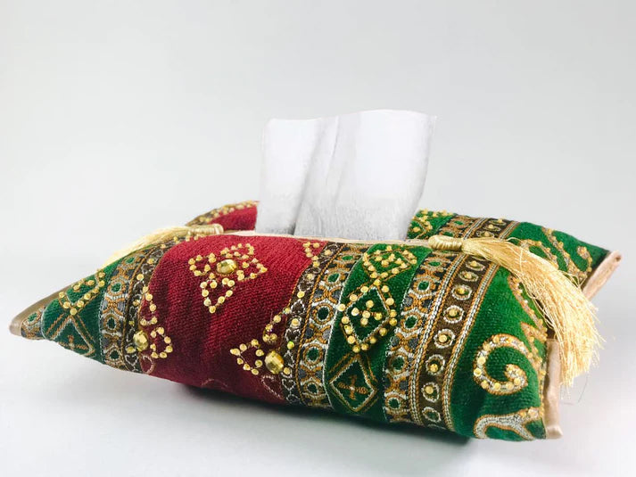 Queen Red Green Tissue Box Cover